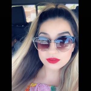 Meet your Posher, Ashley